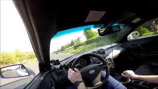 Hyundai Coupe 2.0 acceleration