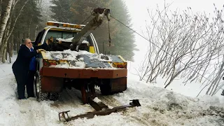 Roland & Mary: A Winter of Towing in the Northeast Kingdom