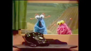 Classic Sesame Street - Martians' Telephone (alternate version)