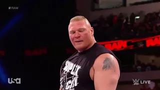 Roman Reigns Atakka a Brock Lesnar en Raw 26/3/18  *