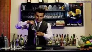 Tulleeho TV - Cocktail Master Class S01E02 - Passionfruit Martini