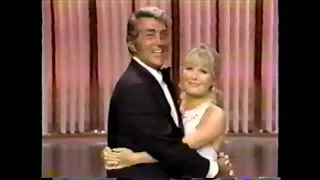 Dean Martin & Petula Clark - Medley - LIVE