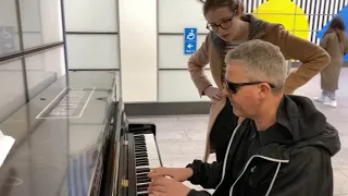 Faking Einaudi Prank Stuns Serious Piano Girl