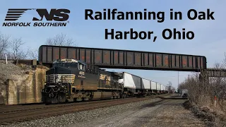 Railfanning in Oak Harbor, OH - NS Chicago Line & Toledo Districts