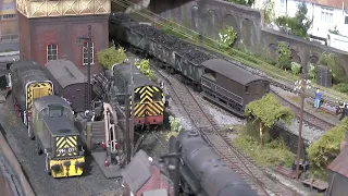 Merry Christmas from Brian Tucker Rail and Model train videos .