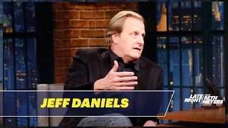 Jeff Daniels Explains the Challenges of Horseback Riding with One Arm