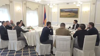 Ինչ է իրականում պատասխանել Ալեն Սիմոնյանը ռուս լրագրողին