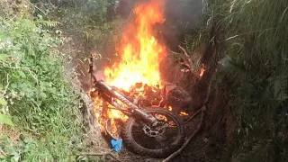 Enduro Meringrades 2021 | Dirt Bike on Fire 🔥, Crash & Show by Jaume Soler