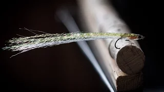 Fly tying: Sand eel (eller tobis)