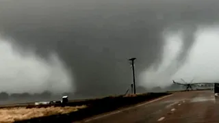 *EXTREME* Close Range Wedge Tornado In Yazoo City, MS (RAW FOOTAGE) - 5/2/21