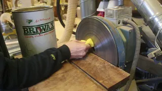 Changing a sanding disc like a pro
