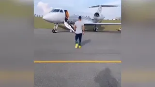 Gusttavo Lima - Em Seu Avião