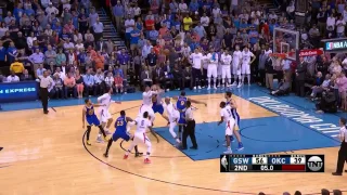 Stephen Curry Hits a Clutch Three To Beat The Buzzer Before The Half | vs Thunder | 03/20/2017