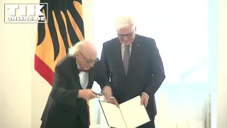 Otto Waalkes lässt Bundesverdienstkreuz fallen!