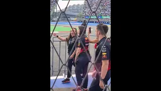 Hannah Schmitz Red Bull Racing waves to fans Autódromo Hermanos Rodríguez Mexico #hannahschmitz