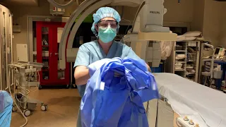 Removing Gown & Gloves After Surgery