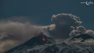 ETNA: VIDEO PAROSSISMO DEL 13/05/2022Timelapse esplosione ore 01:27