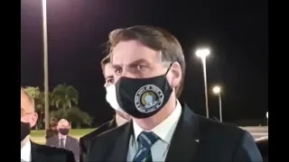 PRESIDENTE BOLSONARO PATENTE ALTA DA AULA É BIGODE GROSSO RESPEITA O MOÇO ✊