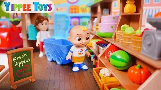 Peppa Pig and Cocomelon go Grocery Shopping | Farmers Market Toy Playset for Kids| Learn About Fruit