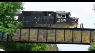 Short NS Intermodal Train