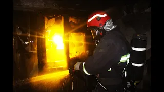 У Хмельницькому під час ліквідації пожежі у квартирі, вогнеборці виявили тіло 62-річної жінки