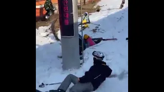#Holy #sh*t 😬 ski lift going backwards 😳 #shorts #shortvideo