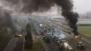 Transportadores espanhóis juntam-se aos protestos dos agricultores