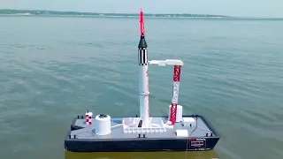 Model Rocket Launch AT SEA: Water Landings, Crashes, and Other Misadventures