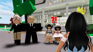 LES JUMELLES ADOPTÉES PAR UNE FAMILLE STRICTE SUR BROOKHAVEN RP ROBLOX