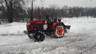 Тест драйв мини-трактора Shifeng SF-244 по снегу