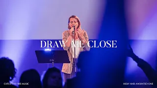 Draw Me Close (feat. Jane Tiller)