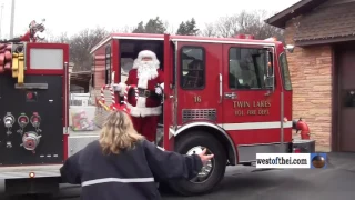 Twin Lakes Fire Department Santa arrival 2016