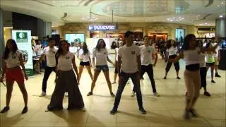 Flashmob by Charbel Rameh @ Le Mall Habtoor