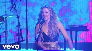 Rachel Platten - Fight Song (Live at New Year's Rockin Eve)