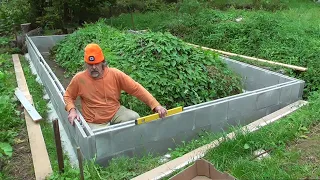 STAVÍME SKLENÍK 2 - Betonujeme základy a ztracené bednění