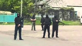 Доброполье 14.05.2014 Черные человечки