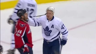 Auston Matthews great assist on Leo Komarov Goal  1/3/2017 (Maple Leafs vs Capitals)