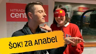 Anabel je otipavala skrivnega gosta (Damjan Murko)