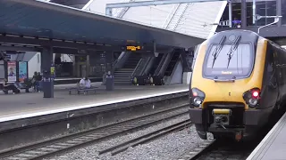 Great Western Railway Class 800 pass Reading for Oxford