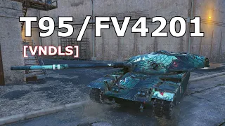 World of Tanks T95/FV4201 Chieftain - 11 Kills 12,2K Damage | Fadin's Medal