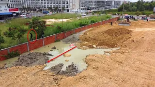 Wonderful Showing LAND Fill up Processing by Dump Truck with Dozer Push soil to Clearing land / 95%