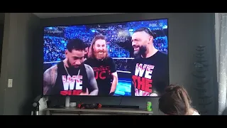 Sami Zayn killing it on commentary! Making Roman reigns and Jey uso break character! I'm Dead!
