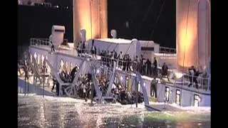 Titanic clip Sinking Riser