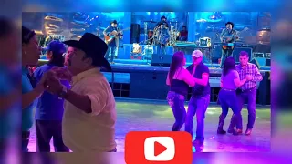 PURA VIDA MUCICA Y BAILE