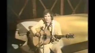 DAVID GATES - EVERYTHING I OWN  ( LIVE )