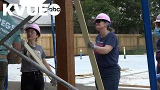 Austin Habitat for Humanity building 11 homes for single moms in East Austin