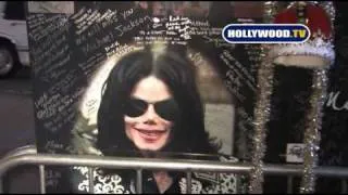 Fans At Michael Jackson's Shrine.