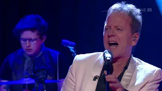 Kiefer Sutherland performs 'Agave' | The Late Late Show | RTÉ One