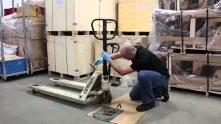 Replace the handle on your Crown pallet jack