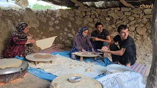 Journey to the Heart of Tradition: Ali Family's Bread Baking Adventure and Nomadic Life Exploration"